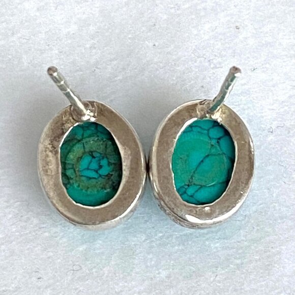 Sterling Silver 925 Oval Dyed Howlite Faux Turquoise Necklace & Earring Set - Picture 7 of 16